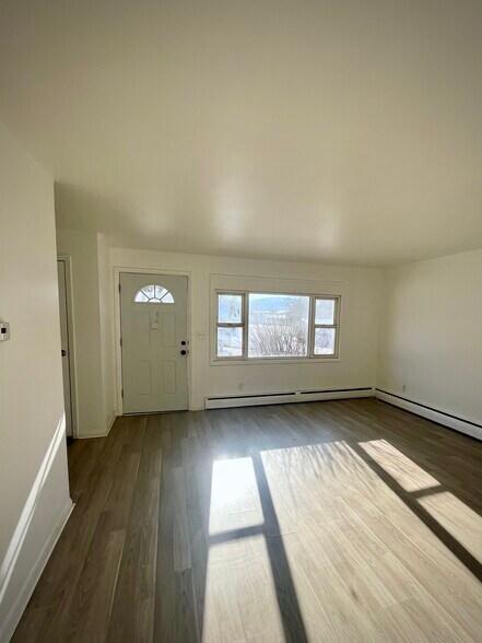 More Photos Of 101 Hooper Rd, Endicott Apartments For Sale