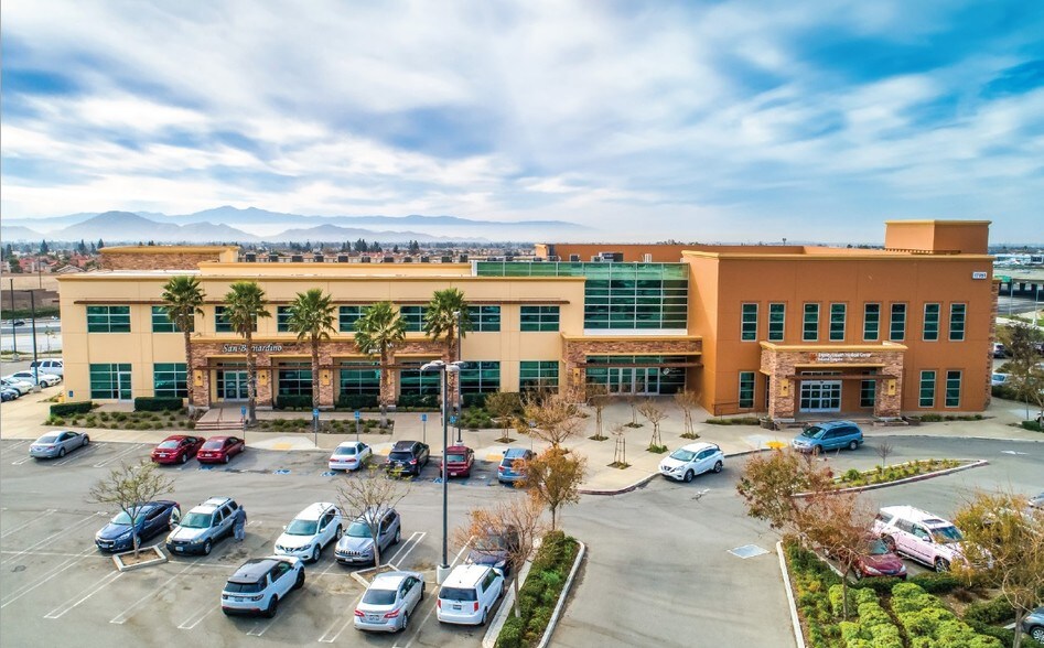 More Photos Of 17051 Sierra Lakes Pky, Fontana Medical For Lease