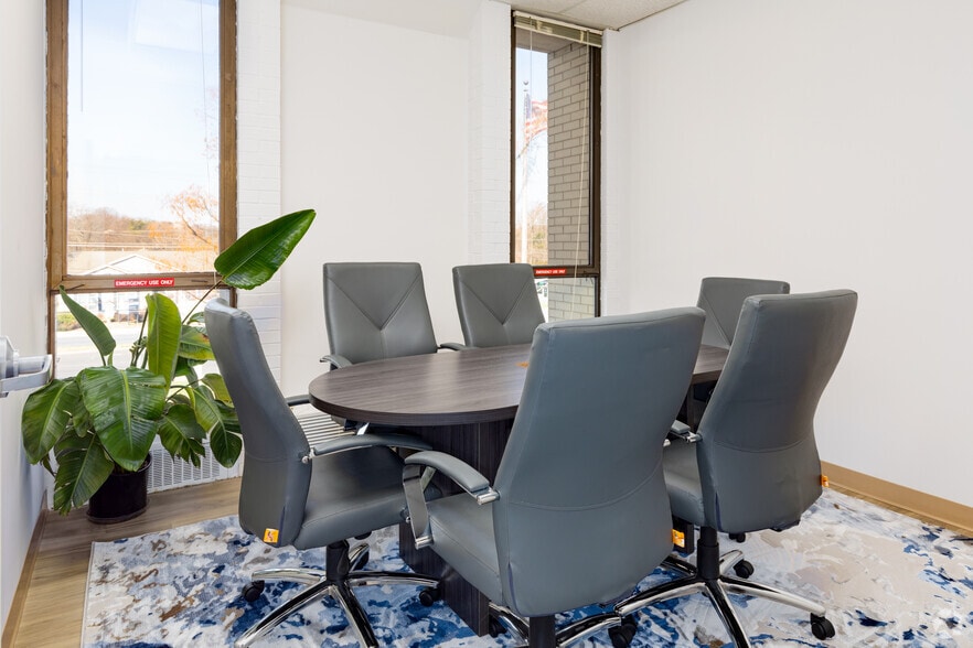 More Photos Of 6495 New Hampshire Ave, Hyattsville Unknown For Lease