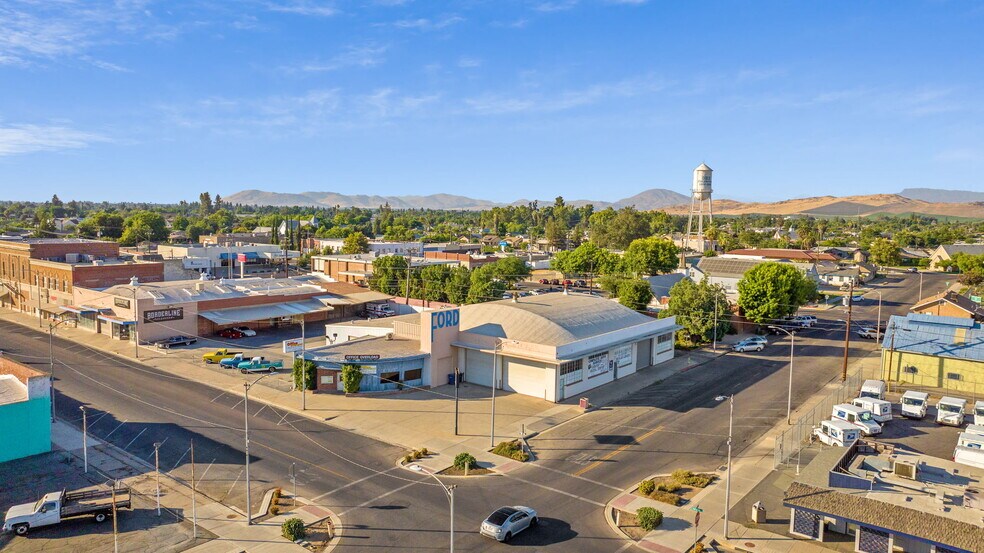 Primary Photo Of 180 S K St, Dinuba Specialty For Sale