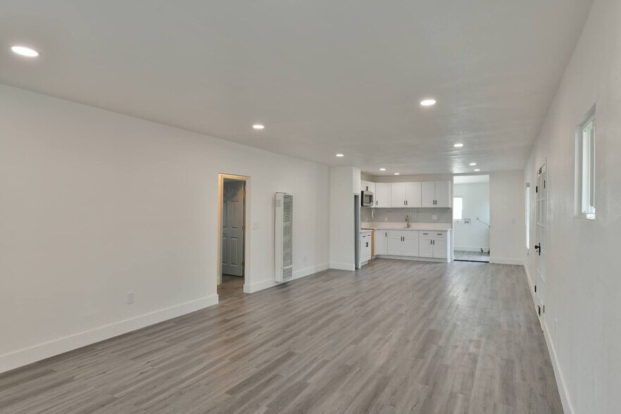 More Photos Of 6221 Corona Ave, Bell Apartments For Sale