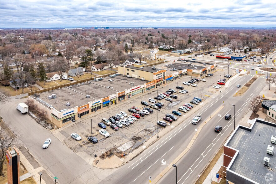 More Photos Of 10 E 66th St, Minneapolis Freestanding For Lease