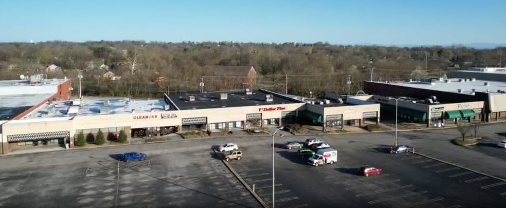 More Photos Of 4306-4454 N Broadway St, Knoxville Unknown For Lease