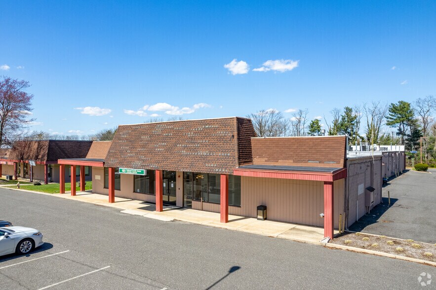 More Photos Of 621 Beverly Rancocas Rd, Willingboro Freestanding For Sale