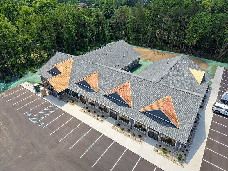 More Photos Of 7537 20th ave, Georgetown Township Office For Lease