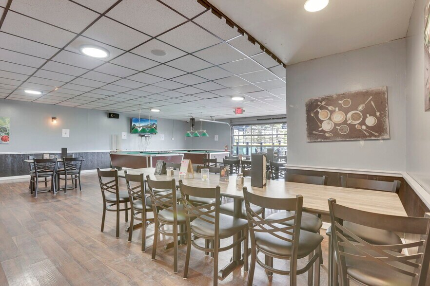 More Photos Of 609 Mill St, New Lexington Restaurant For Sale