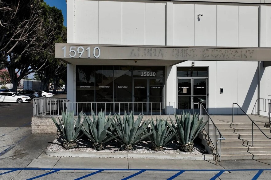 Primary Photo Of 15910-15912 Valley View Ave, La Mirada Warehouse For Lease