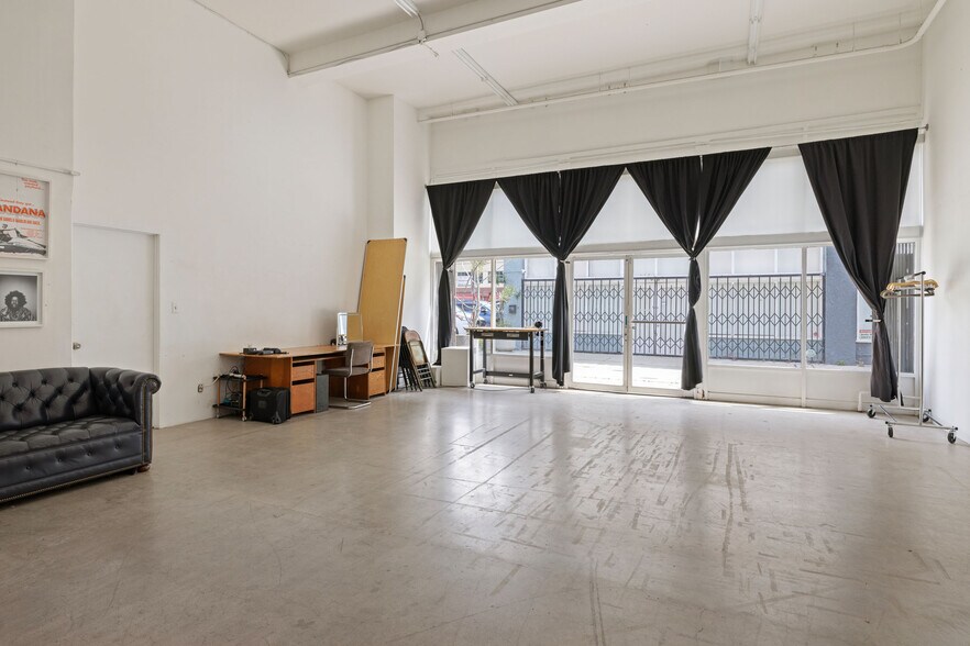 More Photos Of 977 Chung King Rd, Los Angeles Storefront Retail Residential For Sale