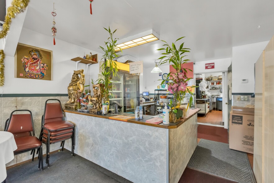 More Photos Of 3116 Stockton Blvd, Sacramento Restaurant For Sale