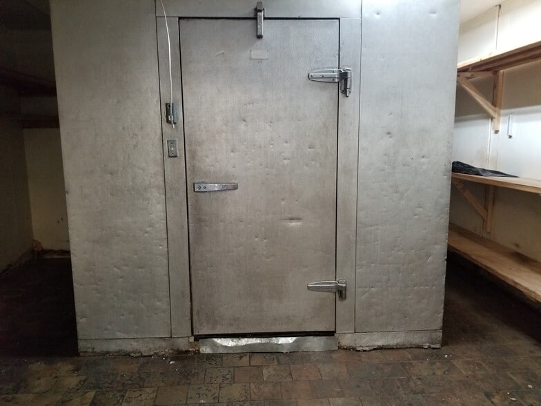 More Photos Of 2737 Germantown Ave, Philadelphia Restaurant For Lease