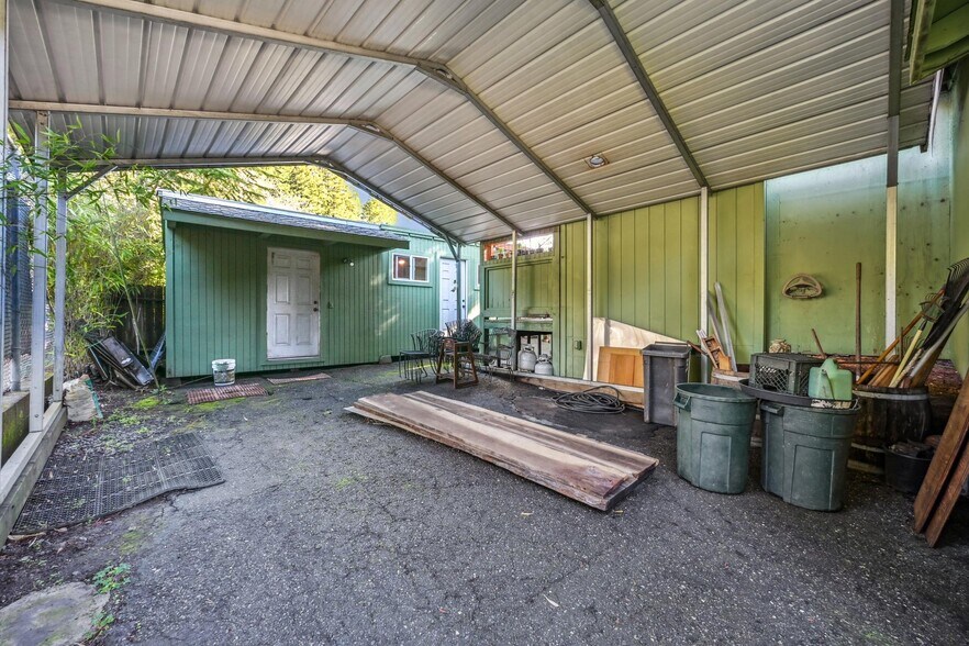 More Photos Of 17132 Highway 116, Guerneville General Retail For Sale