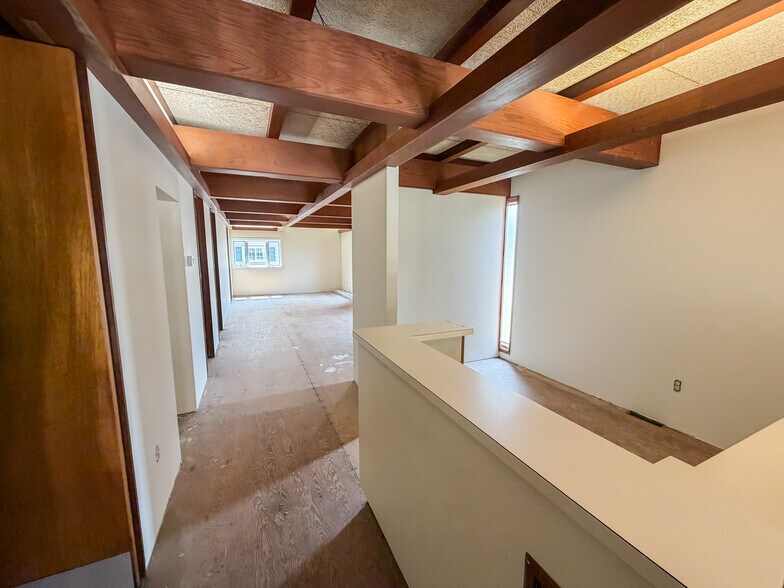 More Photos Of 510 Central Ave, Dunkirk Office For Sale
