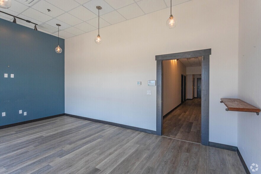 More Photos Of 480 24th Ave NW, Norman General Retail For Sale
