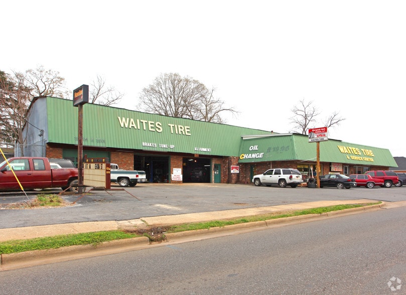 More Photos Of 310 E Battle St, Talladega Auto Repair For Sale