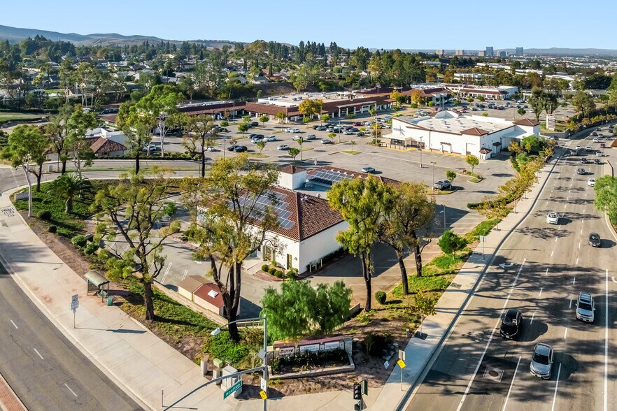 More Photos Of 23547-23641 Moulton Pky, Laguna Hills Unknown For Lease