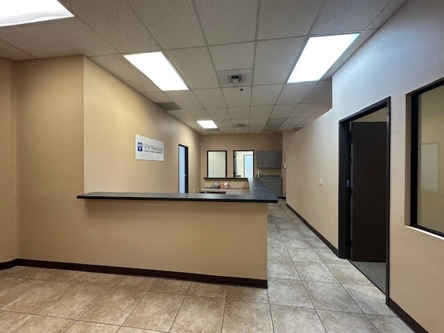 More Photos Of 13911 Park Ave, Victorville Office For Lease