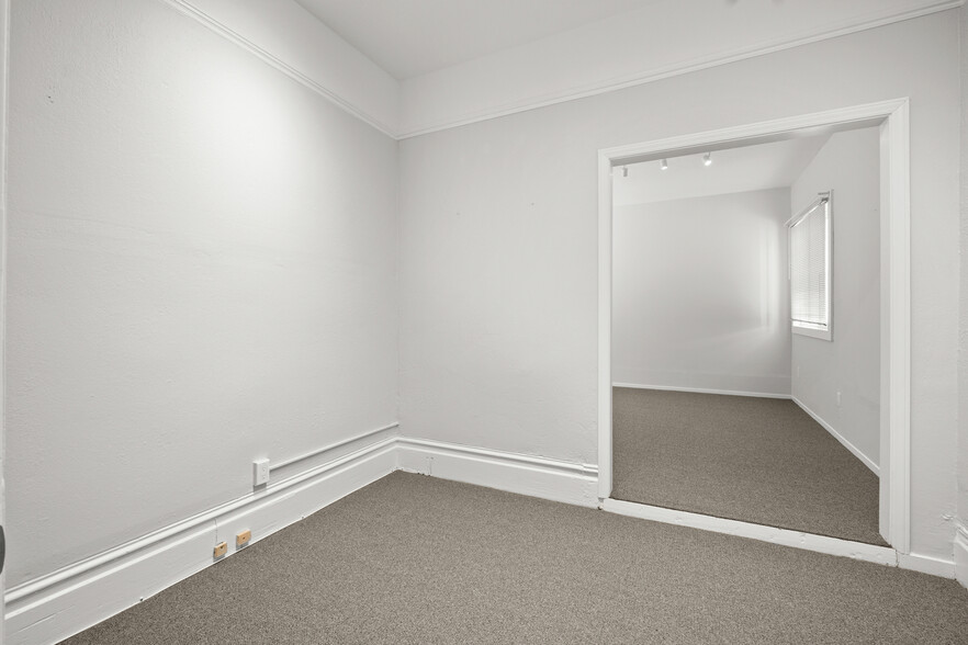 More Photos Of 1732-1736 Divisadero St, San Francisco Storefront Retail Office For Lease
