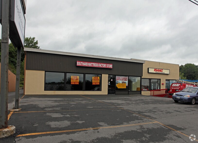 More Photos Of 2760-2770 Erie Blvd E, Syracuse Freestanding For Lease