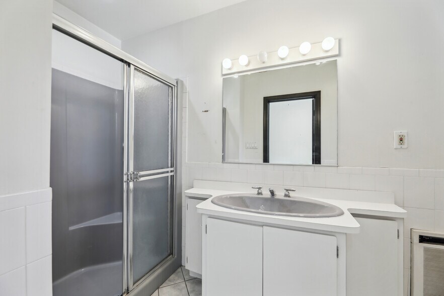 More Photos Of 35 Belden Pl, Montclair Loft Creative Space For Sale