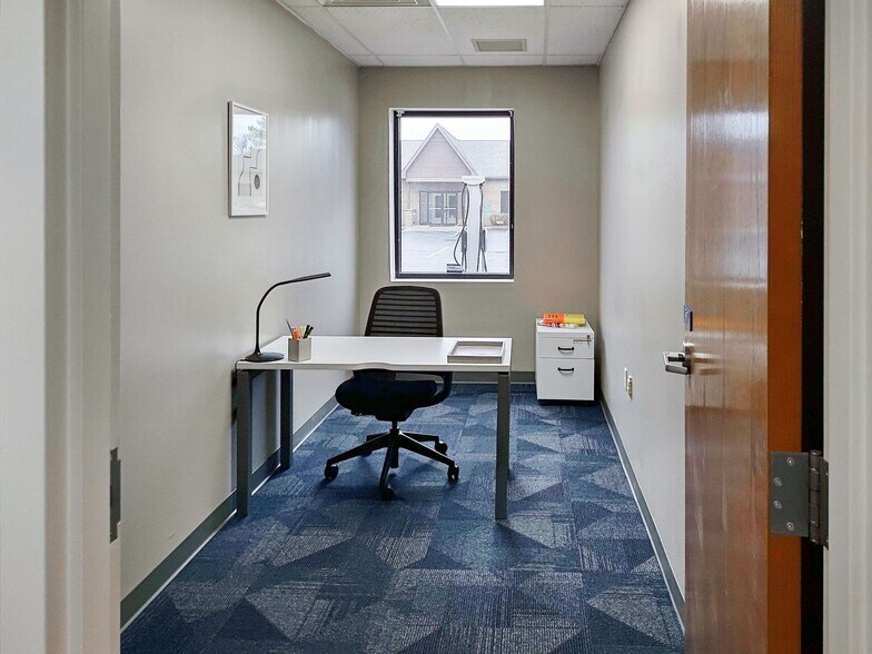 More Photos Of 1795 Baseline Rd, Grand Island Coworking Space