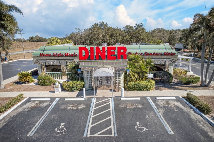 More Photos Of 4040 US Highway 27 S, Sebring Restaurant For Lease