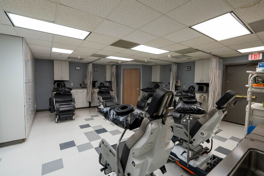 More Photos Of 3575 Pecos Mcleod Rd, Las Vegas Medical For Sale