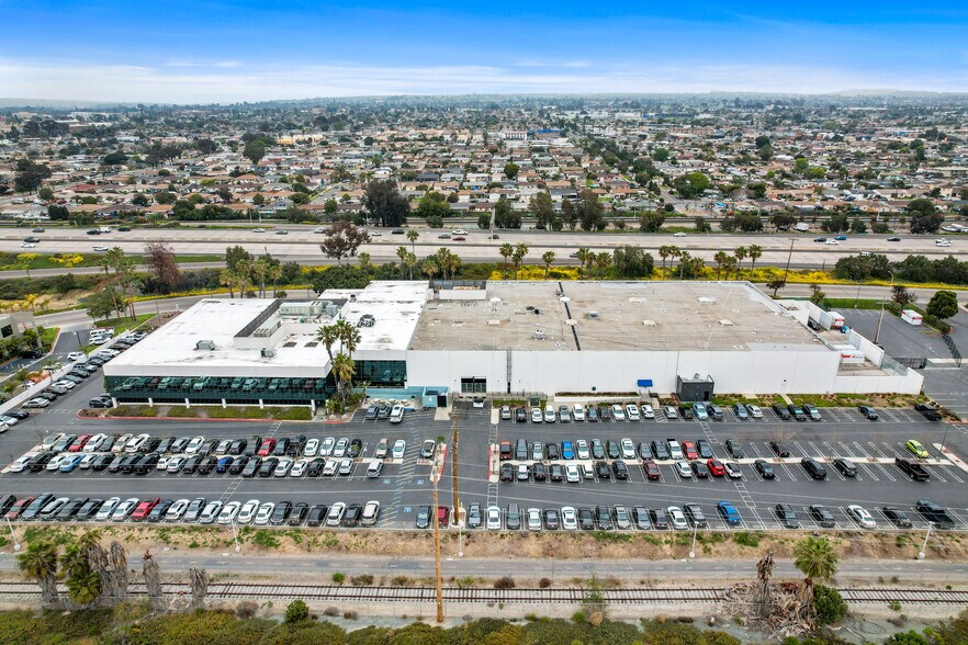 More Photos Of 780-784 Bay Blvd, Chula Vista Light Distribution For Lease
