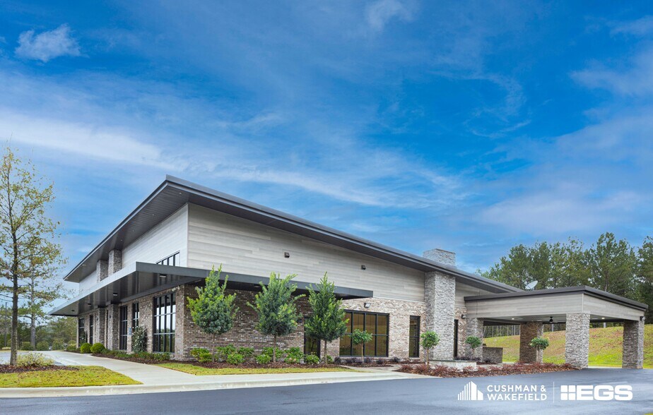 Primary Photo Of 865 Speedway Blvd, Lincoln Office For Sale