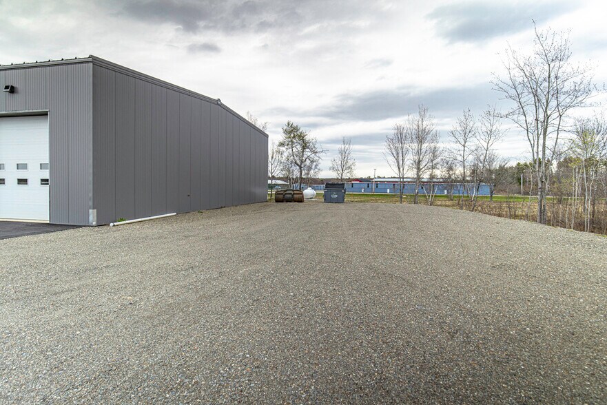 More Photos Of 18 Wing Dr, Old Town Industrial For Lease