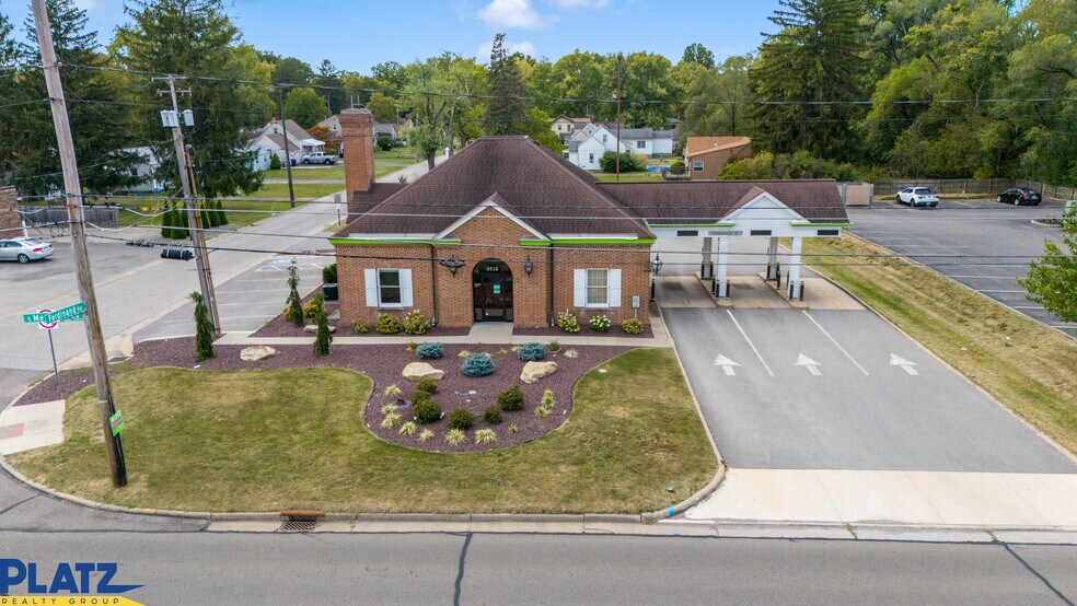 More Photos Of 3516 S Meridian Rd, Youngstown Bank For Sale