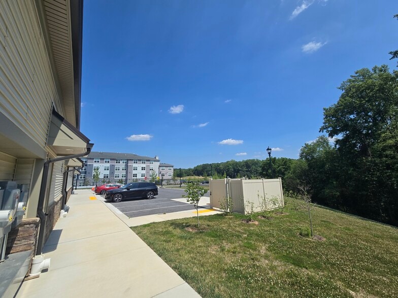 More Photos Of 13710 Little Seneca Parkway, Clarksburg Medical For Lease
