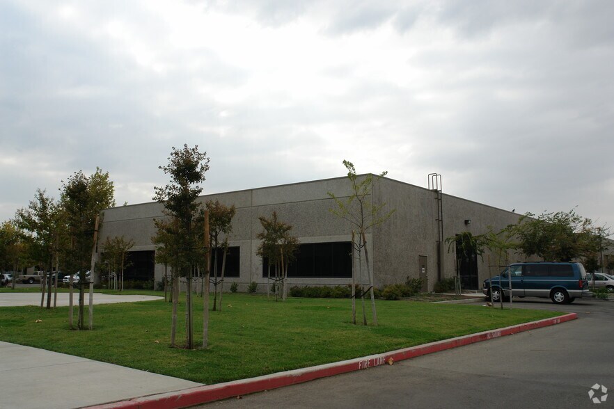 More Photos Of 1346 Blue Oaks Blvd, Roseville Office For Lease