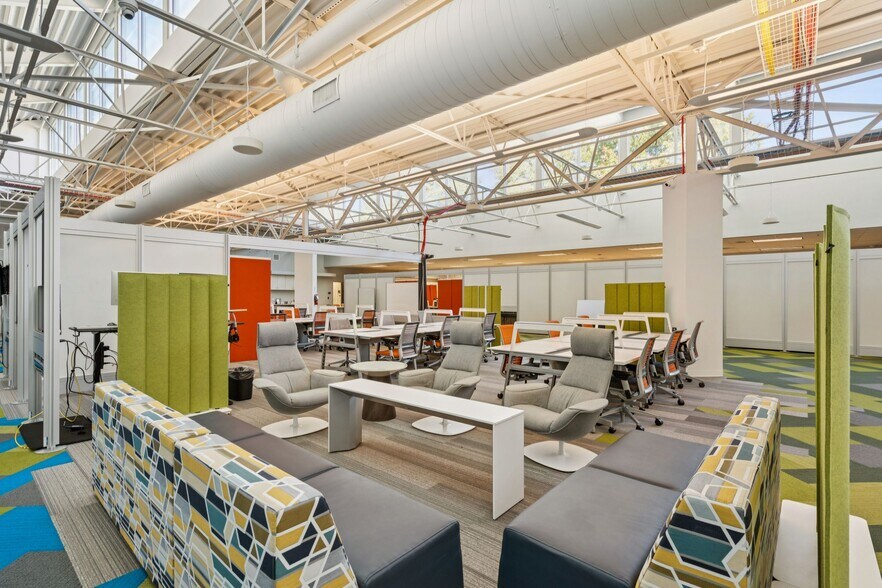 More Photos Of 2387 Clements Ferry Rd, Charleston Office For Lease