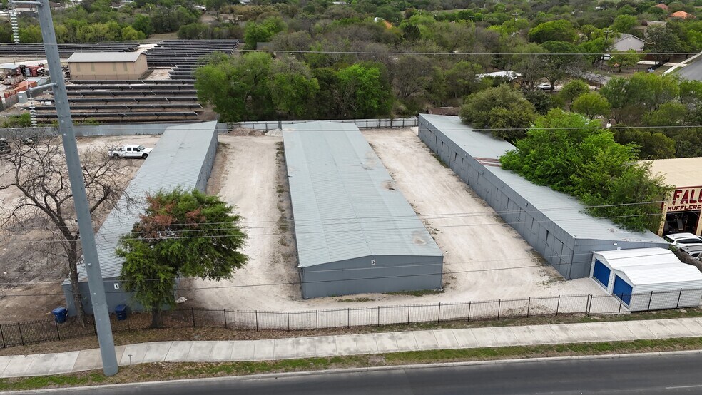 More Photos Of 4930 Callaghan Rd, San Antonio Self Storage For Sale