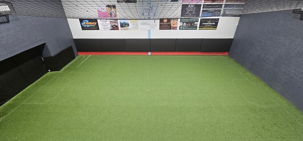 More Photos Of 101 Ellis St, Staten Island Warehouse For Lease