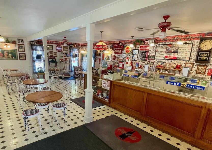 More Photos Of 273 N Main St, Eureka Springs Restaurant For Sale