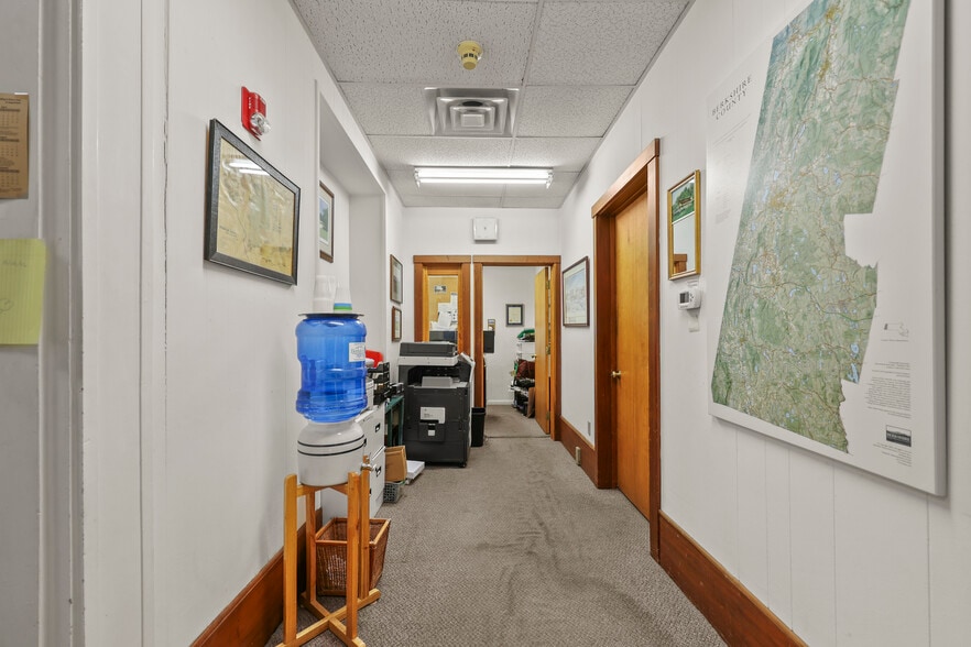 More Photos Of 47 Main St, Lee Bank For Sale