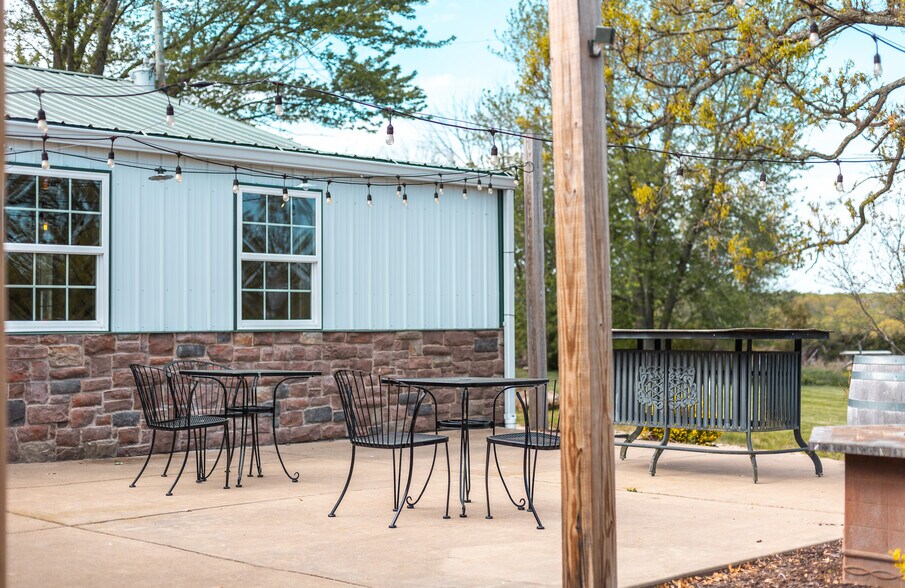 More Photos Of 5870 Old 66, Leasburg Winery Vineyard For Sale
