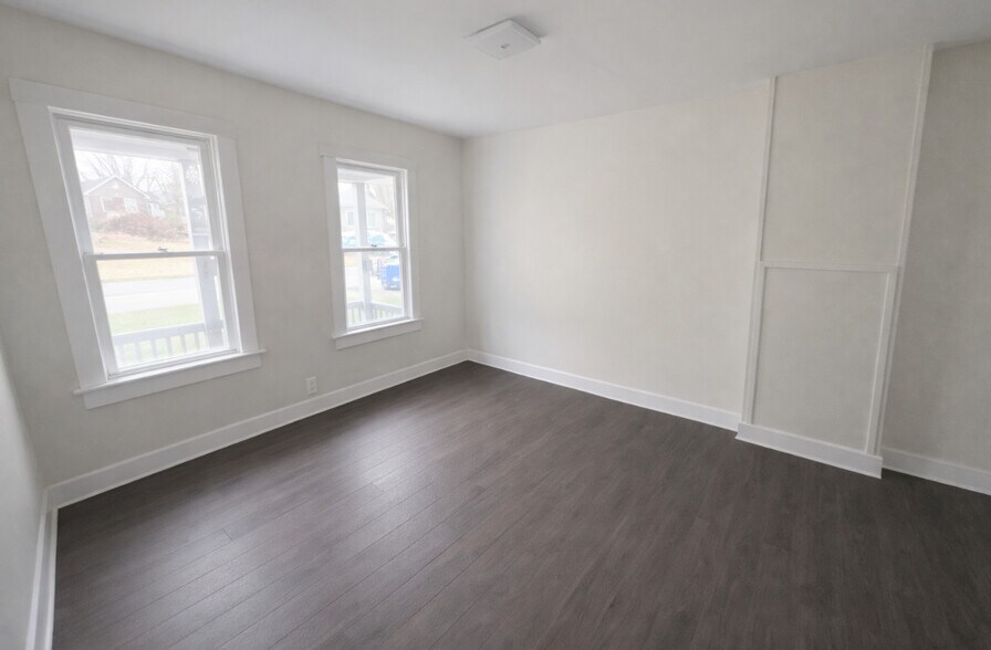 More Photos Of 335 Shonnard St, Syracuse Apartments For Sale