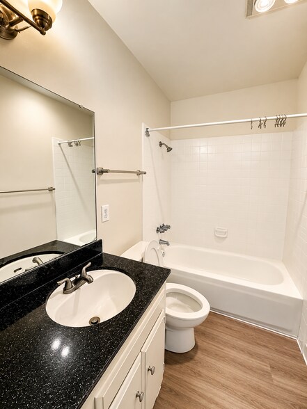 More Photos Of 4744 Hawley Blvd, San Diego Apartments For Sale