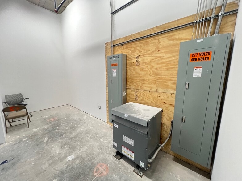 More Photos Of 139 Christopher Columbus Dr, Jersey City Apartments For Lease