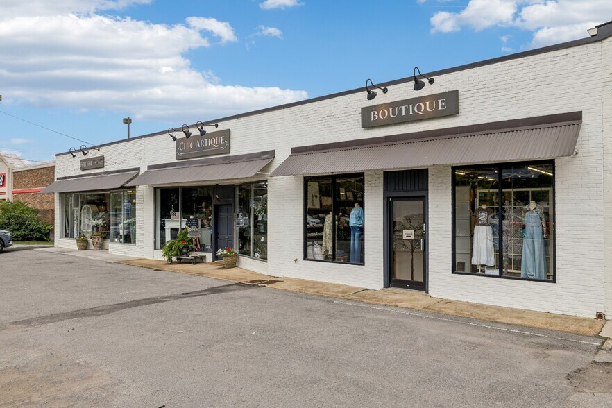 Primary Photo Of 134 S Main St, Goodlettsville Freestanding For Sale