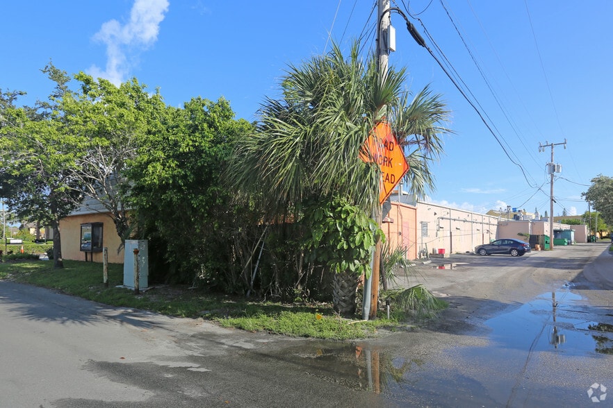 More Photos Of 4300-4370 N Federal Hwy, Fort Lauderdale Unknown For Lease