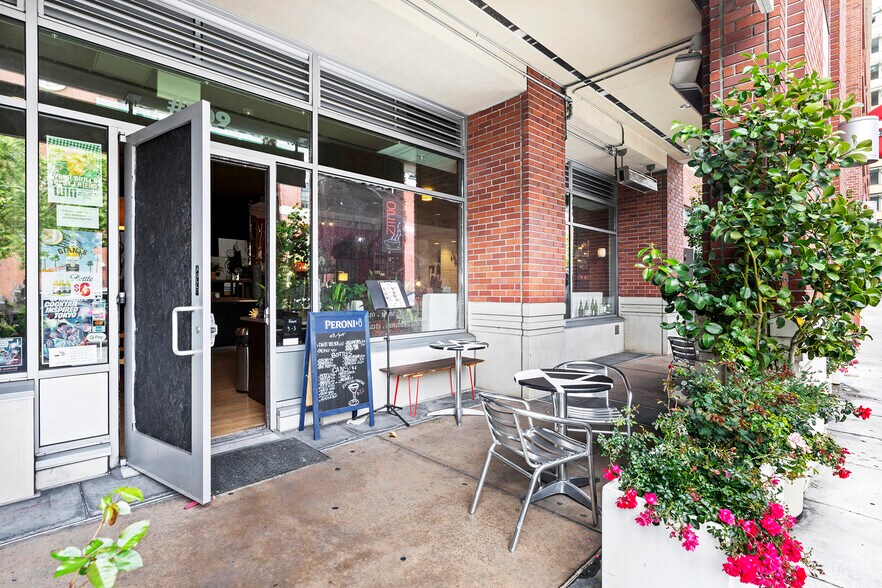More Photos Of 170 King St, San Francisco Apartments For Sale