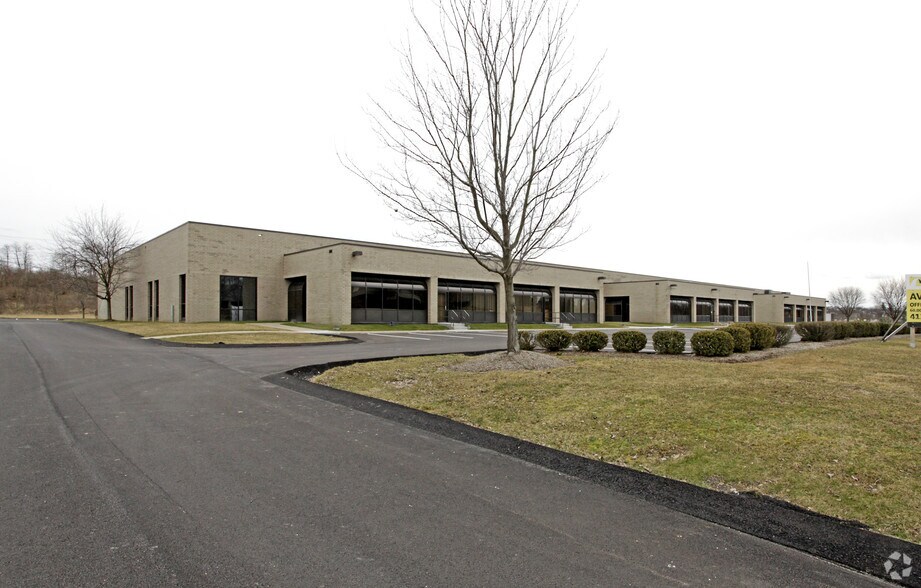 More Photos Of 170-180 Industry Dr, Pittsburgh Light Distribution For Lease
