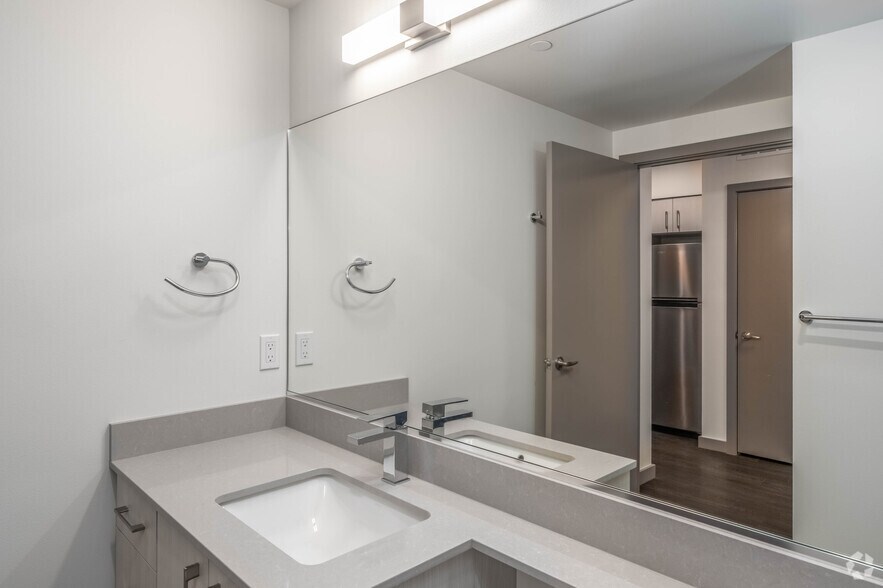 More Photos Of 110 Roy St, Seattle Apartments For Lease