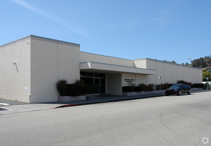 Primary Photo Of 181 S Ash St, Ventura Medical For Sale