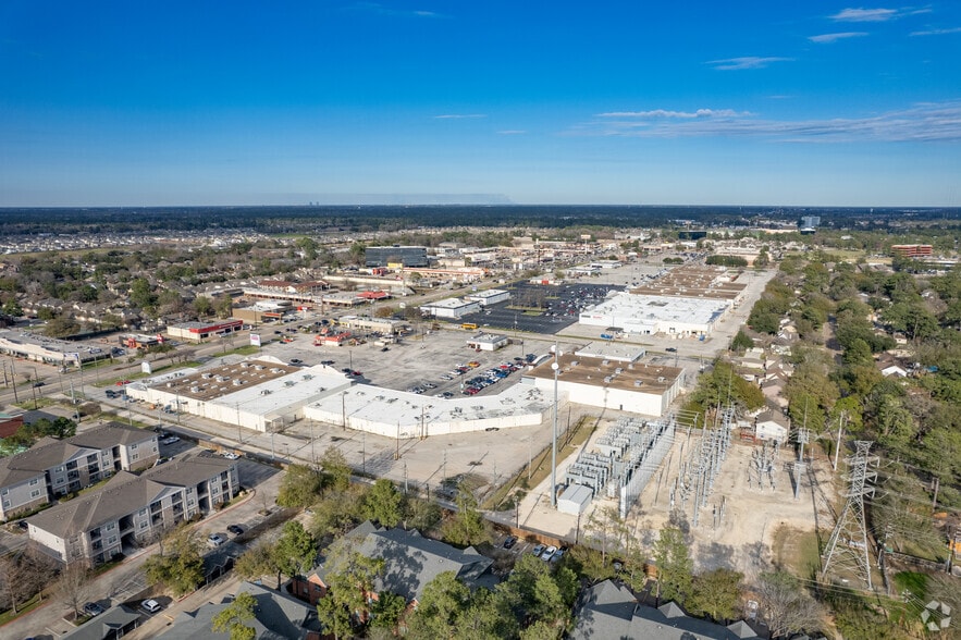 More Photos Of 4501-4765 W FM 1960 Rd, Houston Unknown For Lease