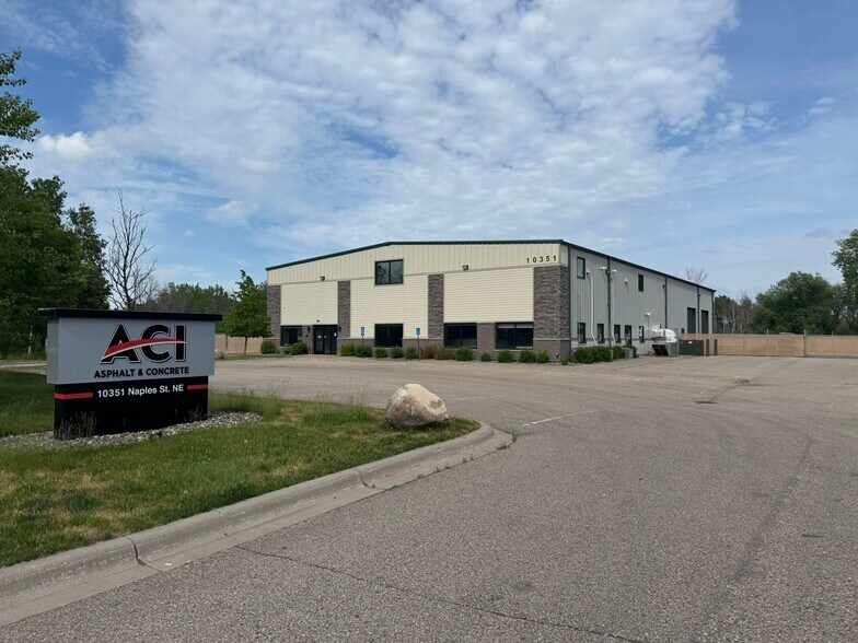 Primary Photo Of 10351 Naples St NE, Blaine Warehouse For Lease