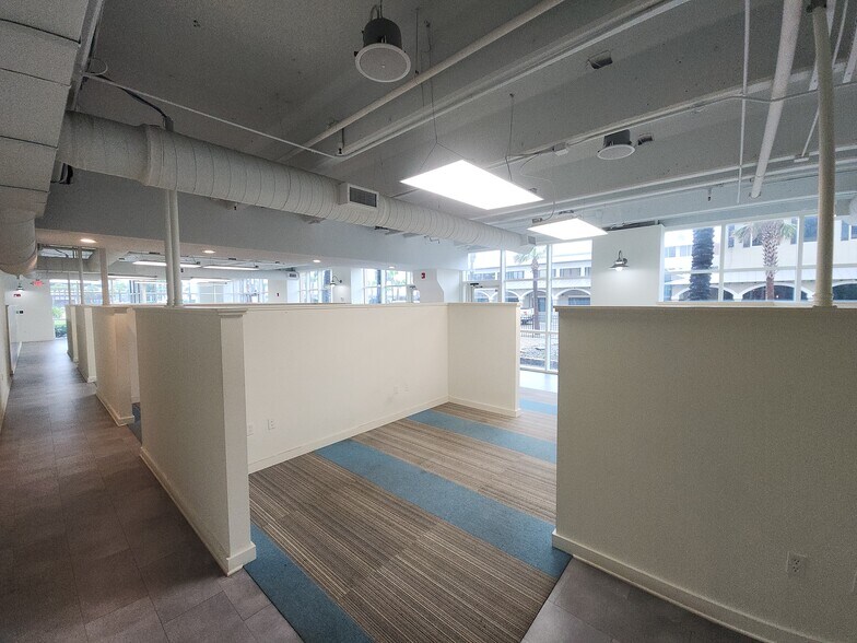 More Photos Of 320 1st St N, Jacksonville Beach Office Residential For Sale